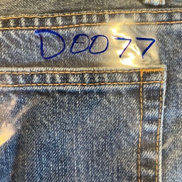 Marc by Marc Jacobs Annie Boyfriend Crop in Vintage Blue Whisker Wash Size 25 - Picture 12 of 12